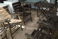 6 krzesel z drewna egzotycznego stol za darmo