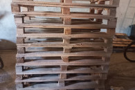 Palety 115x95 jak nowe