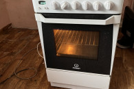 Kuchnia kuchenka gazowa piekarnik elektryczny